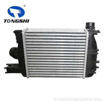 Renault Clio IV için Intercooler 13 OEM 14496-1381R Su İntercooler